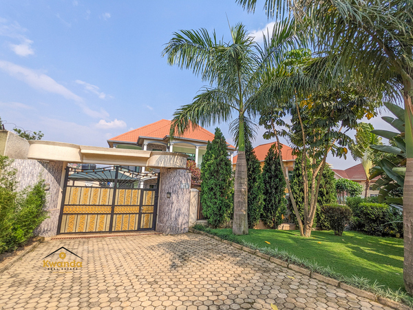 BEAUTIFUL 2-STOREY HOUSE FOR SALE IN PRIME GISOZI