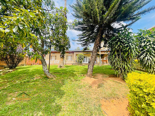 KACYIRU PROPERTY FOR SALE